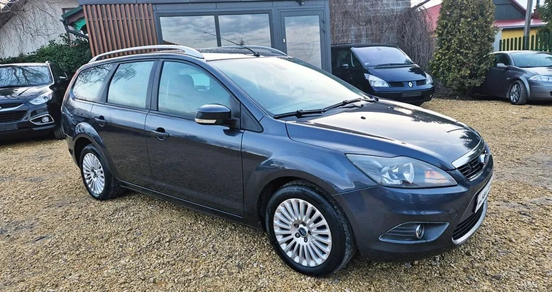 Ford Focus cena 16500 przebieg: 236000, rok produkcji 2009 z Pabianice małe 781